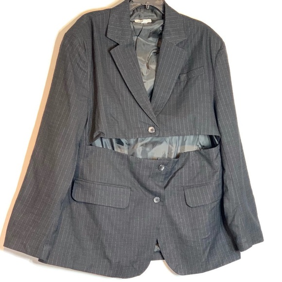 Topshop Deconstructed Pinstripe Blazer in Black - Picture 5 of 12